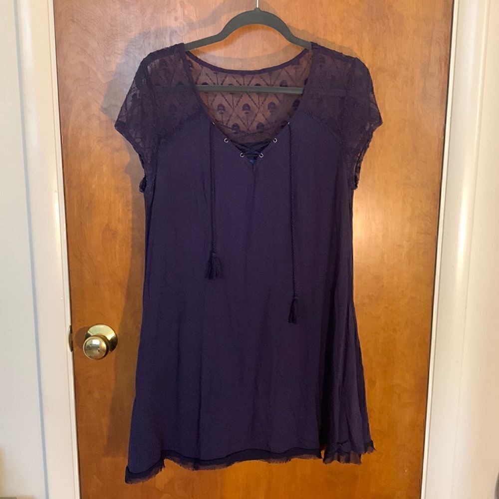 GUC navy blue dress from Francesca’s! Size L